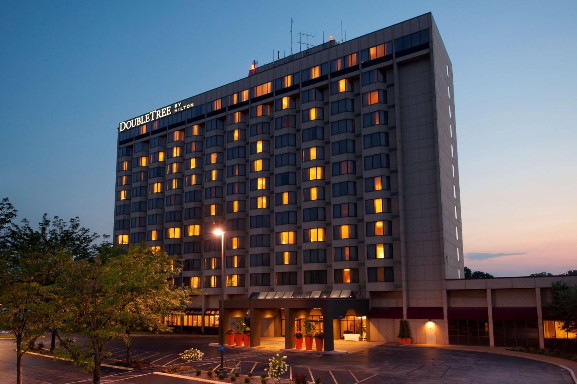 Doubletree By Hilton Hotel St. Louis - Chesterfield Extérieur photo