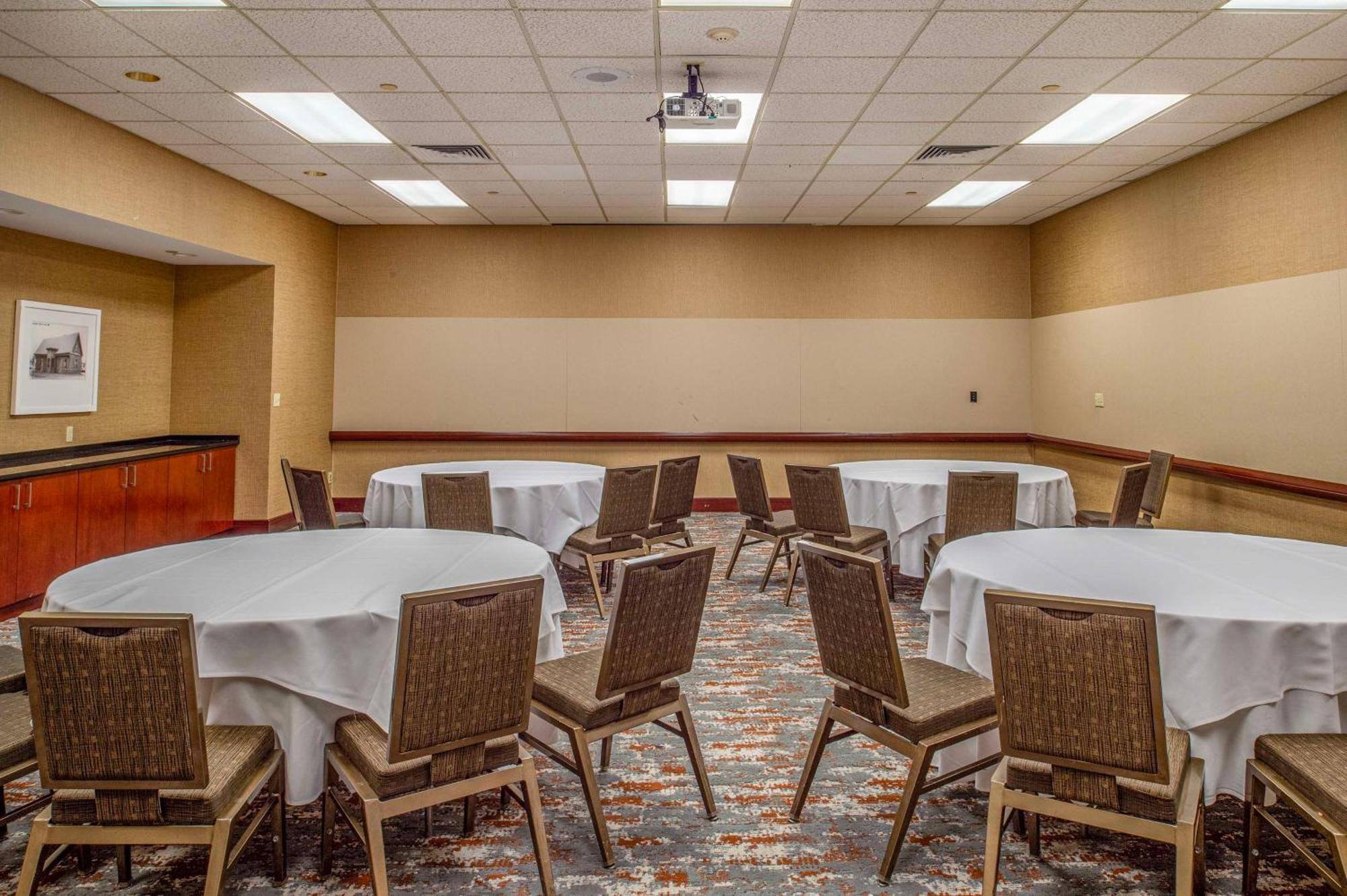 Doubletree By Hilton Hotel St. Louis - Chesterfield Extérieur photo
